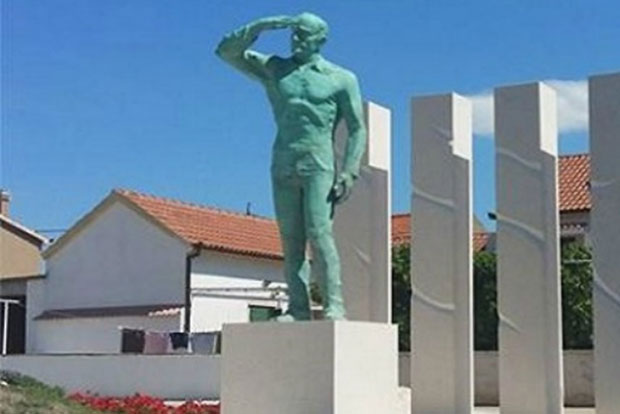 НЕЗАДОВОЉСТВО ГРАЂАНА: Зашто ћутите у вези са Барешићем?